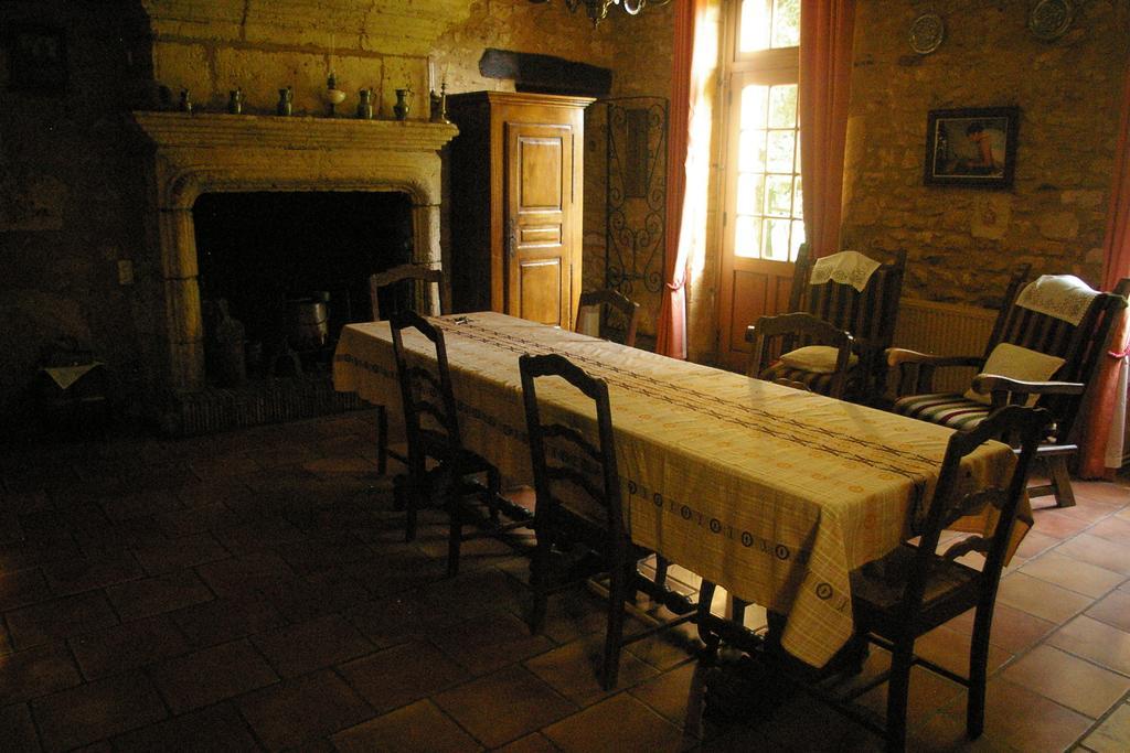 Lalinde Chambres D'Hotes Du Maine المظهر الخارجي الصورة